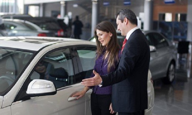 acquisto auto o noleggio a lungo termine